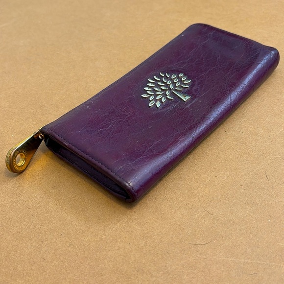 Purple Mulberry zippered wallet - Picture 2 of 5